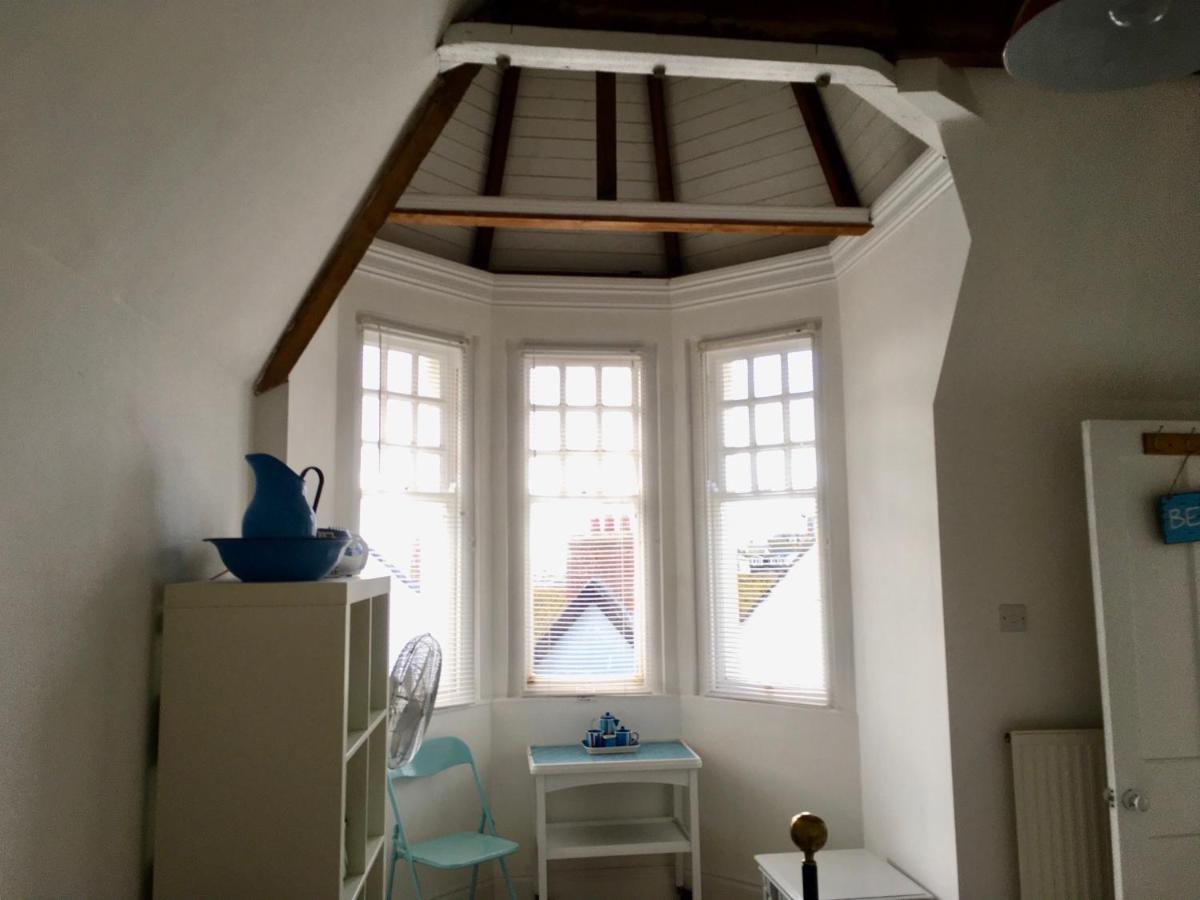 Lyme Regis Renovated Period Seaside Flat Apartment Екстериор снимка