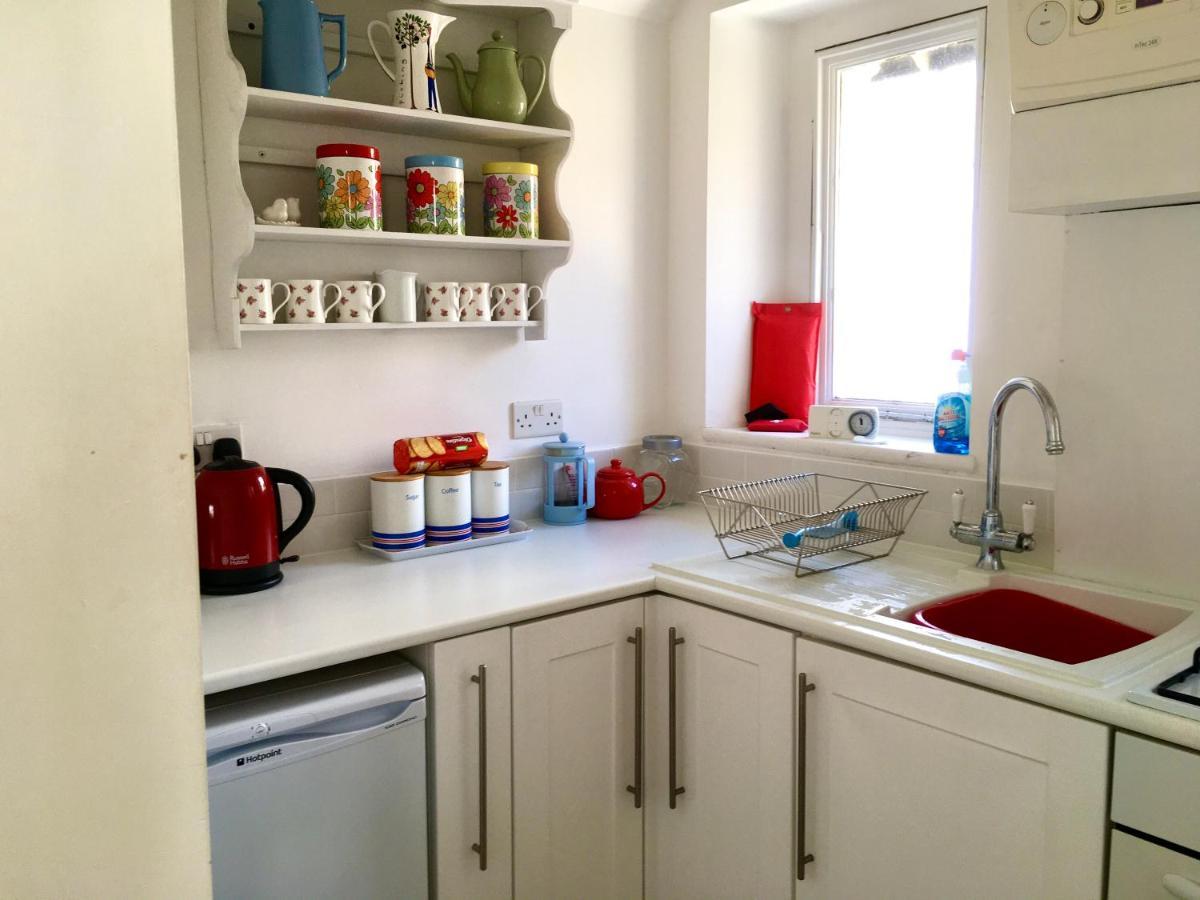 Lyme Regis Renovated Period Seaside Flat Apartment Екстериор снимка