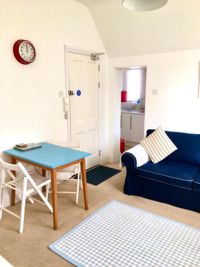Lyme Regis Renovated Period Seaside Flat Apartment Екстериор снимка