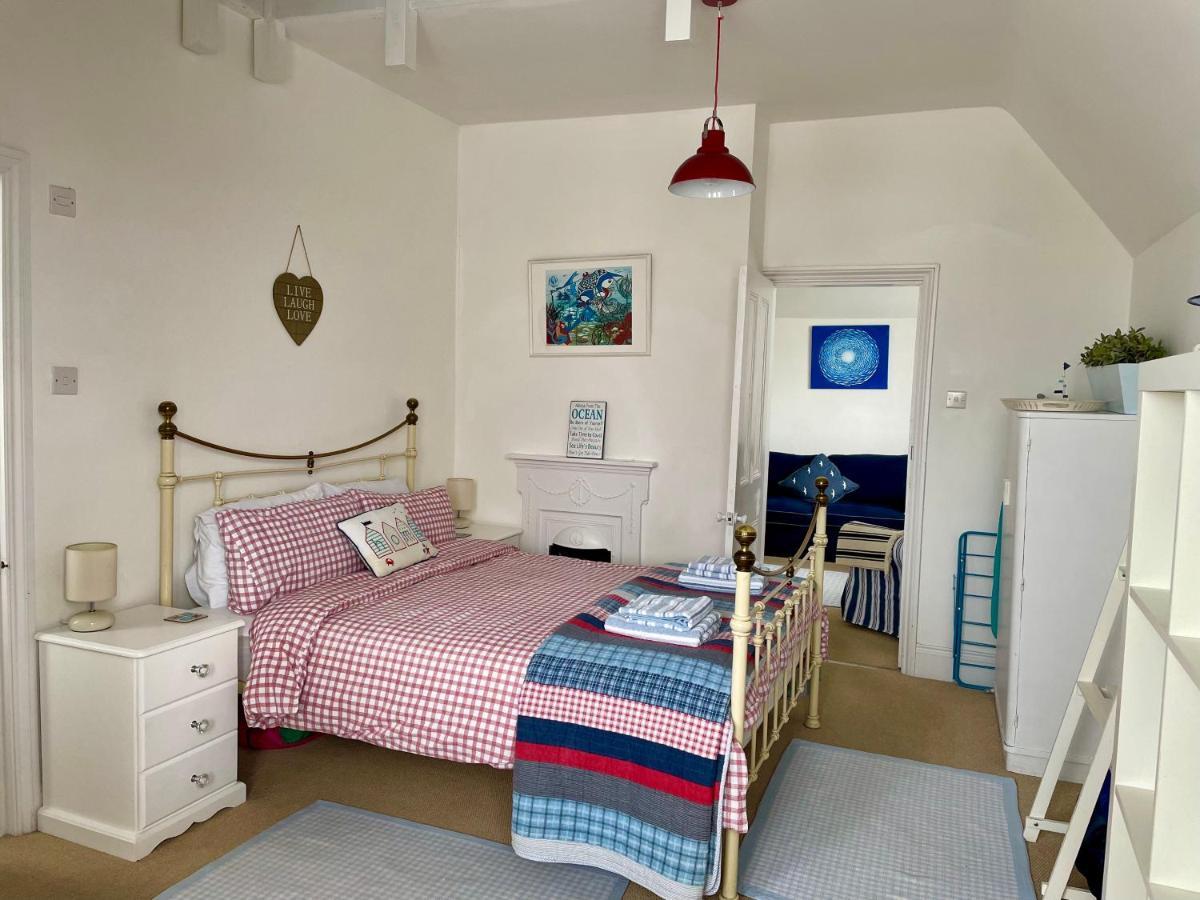 Lyme Regis Renovated Period Seaside Flat Apartment Екстериор снимка
