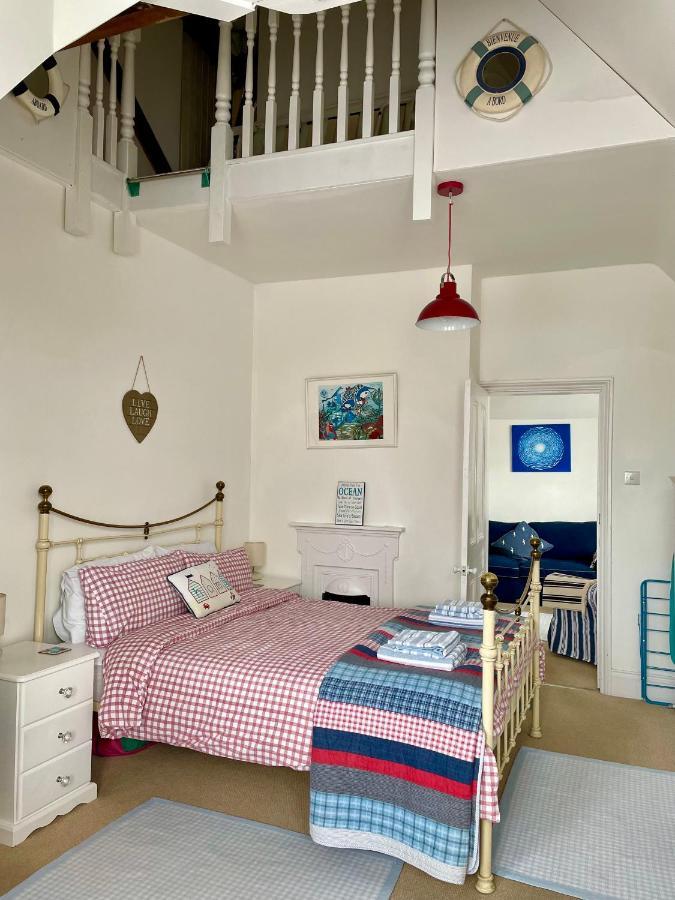 Lyme Regis Renovated Period Seaside Flat Apartment Екстериор снимка