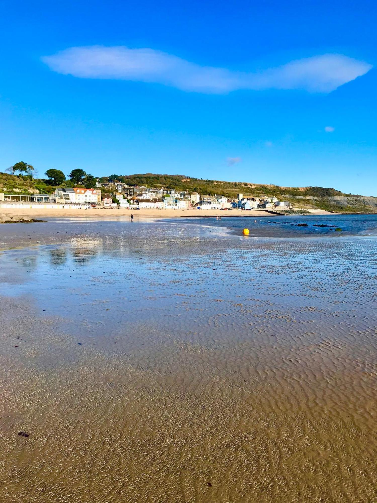 Lyme Regis Renovated Period Seaside Flat Apartment Екстериор снимка